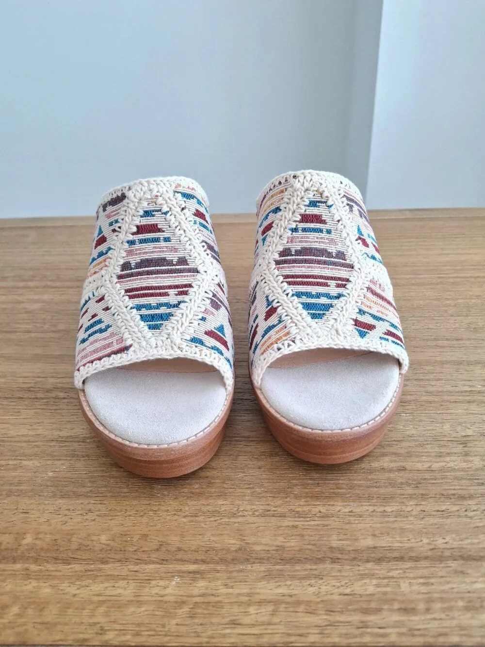 (New) Frye – Pipa Crochet Platform Sandal (Ivory SW) – Women's 9